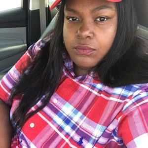 Meet your Posher, Aisha